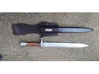 Mannlicher bayonet knife for M95.