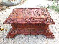 OLD WOODEN JEWELERY BOX WOOD CARVING HUNTING SCENE