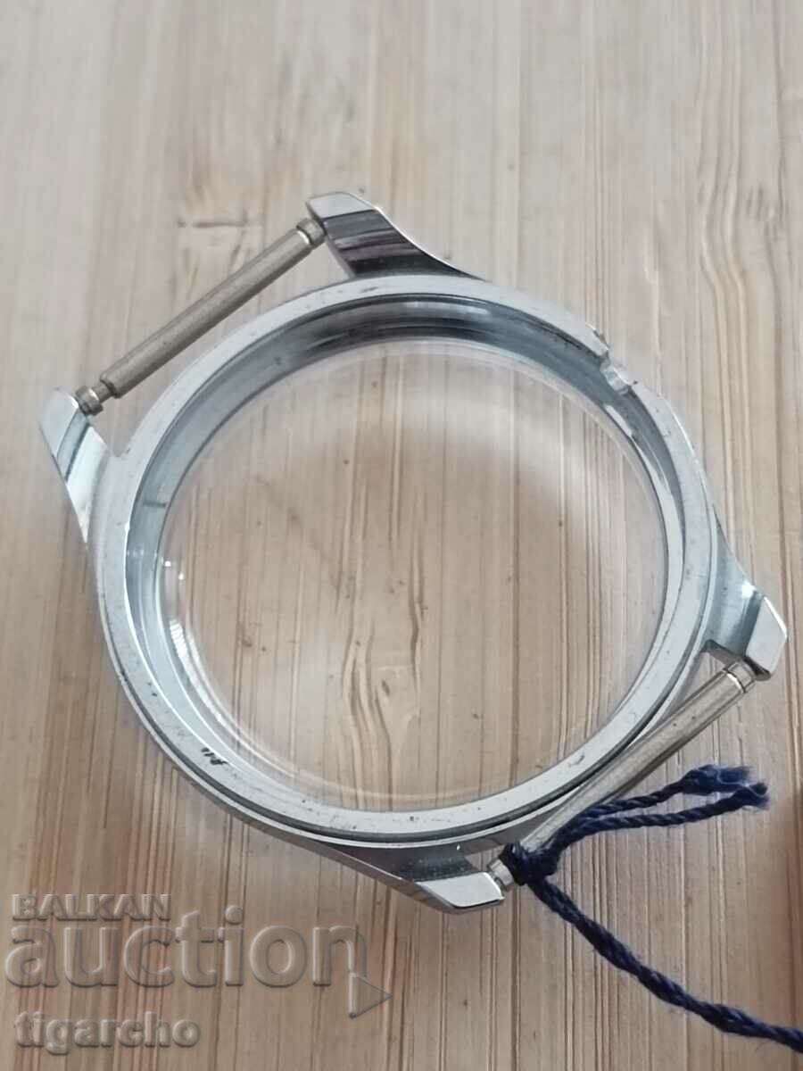 Tissot men's watch case with price 120.00 BGN | € 61.36 Tissot men's watch case with price 120.00 BGN | € 61.36