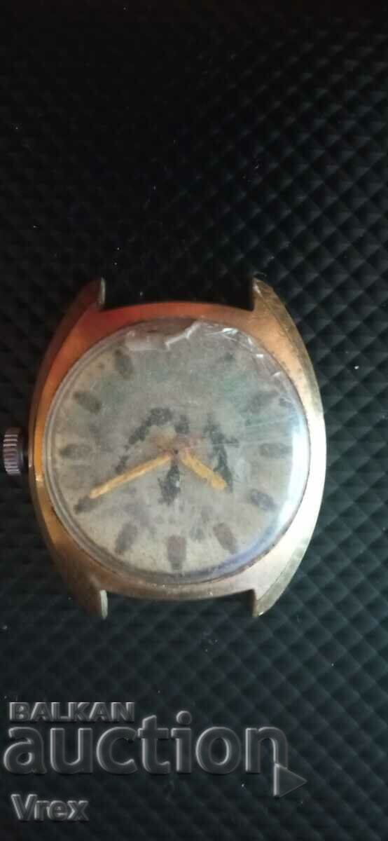 Gold Plated Mechanical Watch - Works