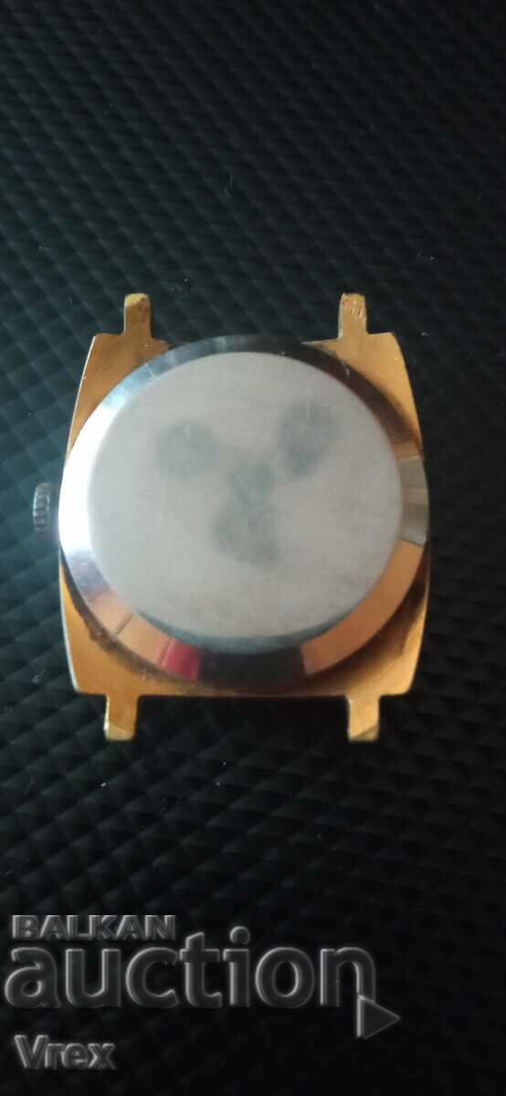 Delivery of Gold Plated Mechanical Watch - Works Delivery of Gold Plated Mechanical Watch - Works