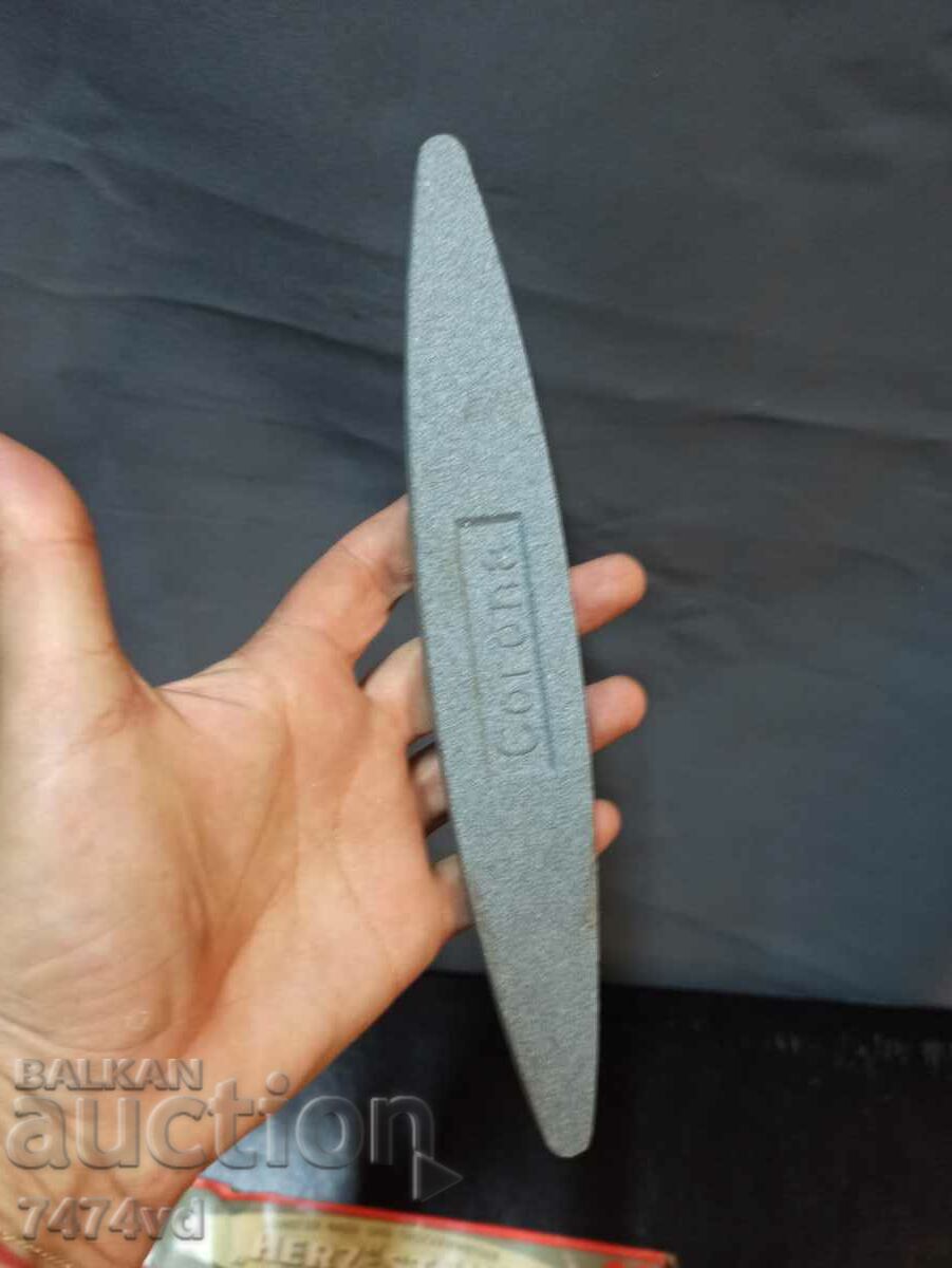 Auction GERMAN SHARPENING STONE Auction GERMAN SHARPENING STONE