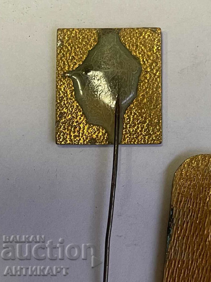 Auction 6 sports badges signs volleyball wrestling handball Universiade Auction 6 sports badges signs volleyball wrestling handball Universiade