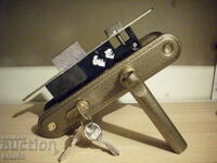 Neck shield handle