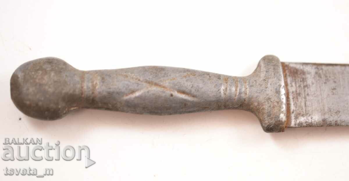 Delivery of Antique Kama Delivery of Antique Kama