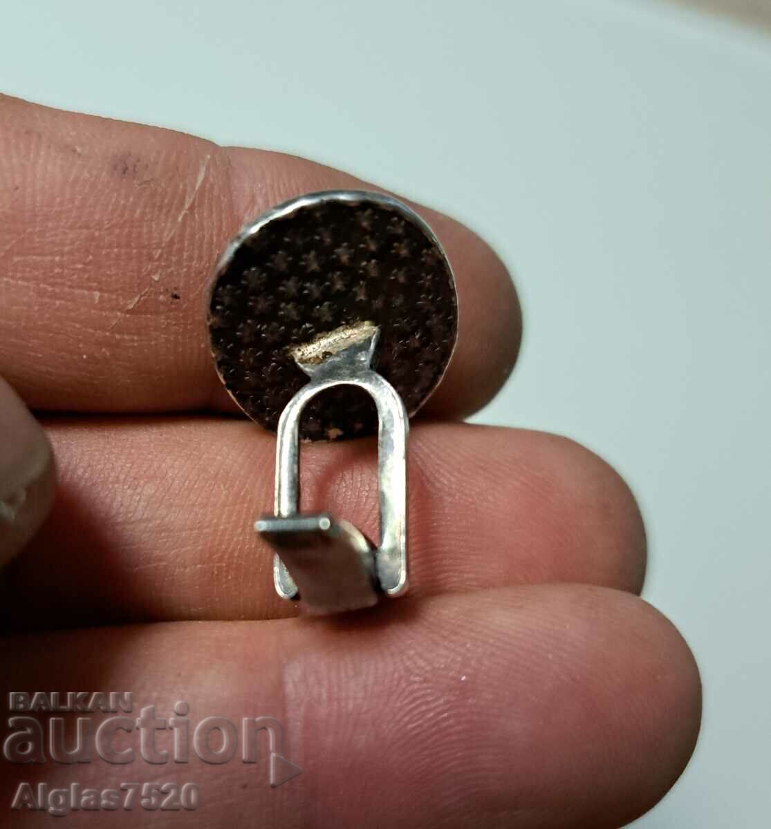 Auction Silver cufflinks/ buttonholes/- 18.55 grams Auction Silver cufflinks/ buttonholes/- 18.55 grams