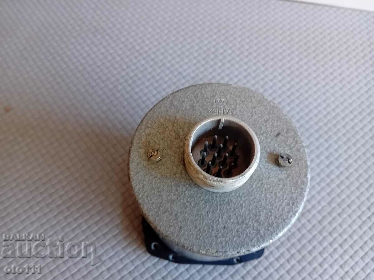 Delivery of OLD AVIATION, AIRCRAFT INSTRUMENT Delivery of OLD AVIATION, AIRCRAFT INSTRUMENT