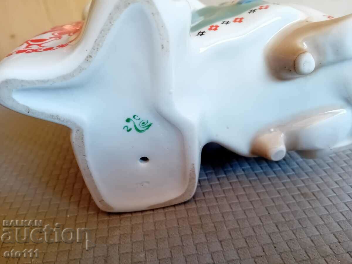 Delivery of OLD RUSSIAN PORCELAIN STATUETTE Delivery of OLD RUSSIAN PORCELAIN STATUETTE