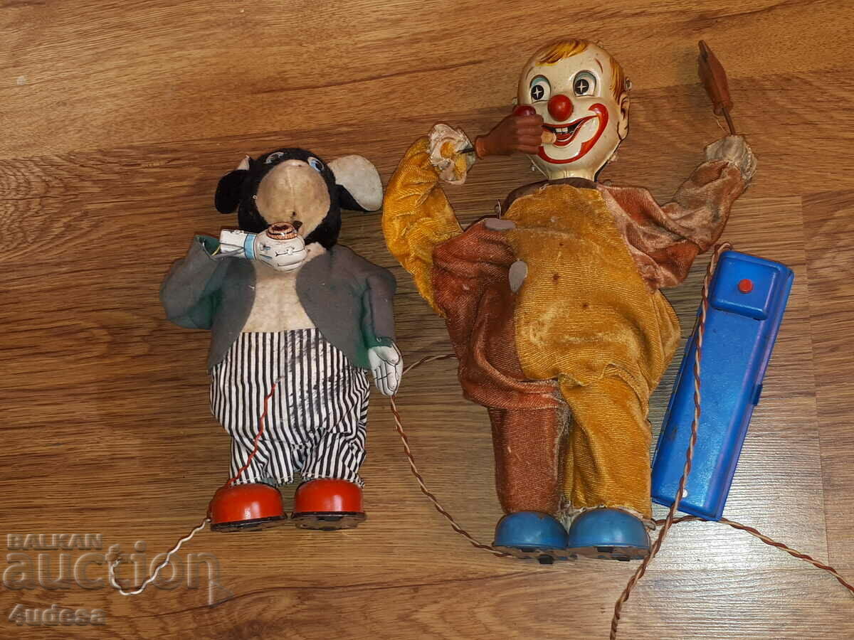 Made in Japan lot of old electro-mechanical clown toys