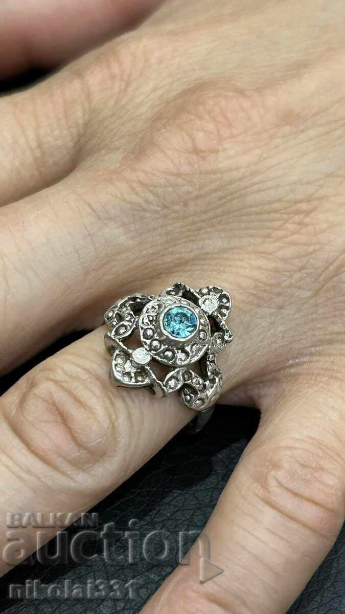 Women's silver ring