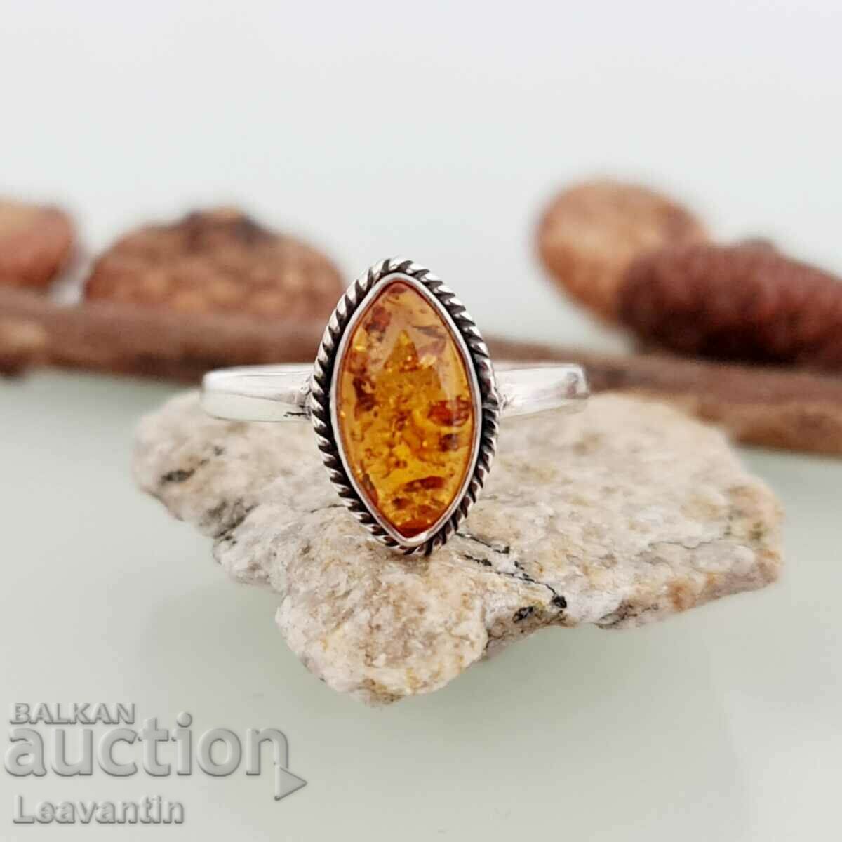 5215 Silver ring with Amber