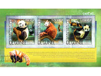 2014. Rep. Guinea. Fauna - Pandas. Block.