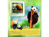 2014. Rep. Guinea. Fauna - Yellow-red Panda. Block.