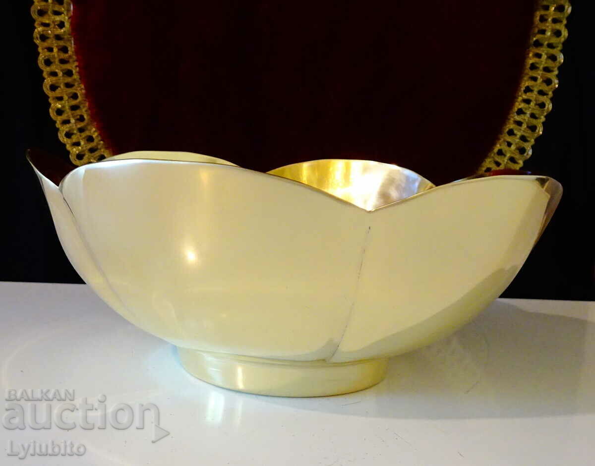 Delivery of Bronze salad bowl, fruit bowl, bowl, flower