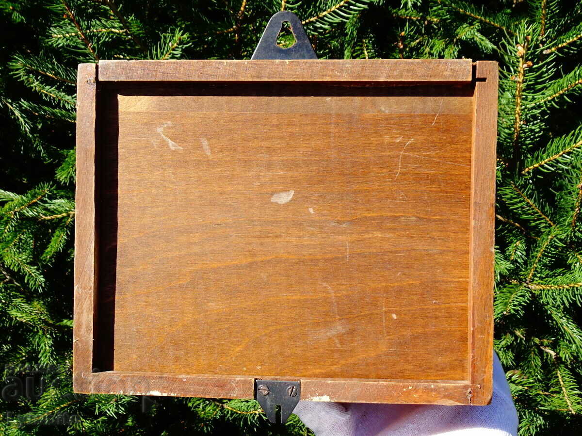 Ξύλινο κουτί για μηχανισμό ρολογιού τοίχου Ξύλινο κουτί για μηχανισμό ρολογιού τοίχου