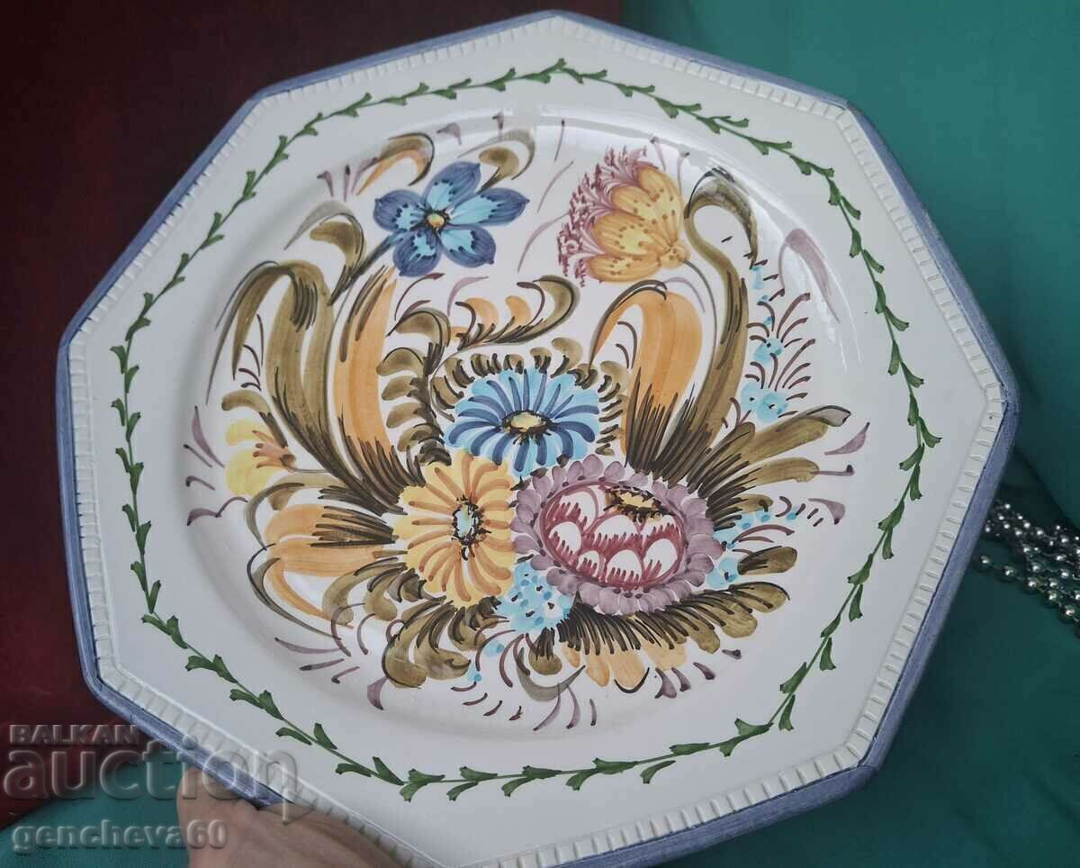 Plato mare de portelan cu motive florale/decor Plato mare de portelan cu motive florale/decor