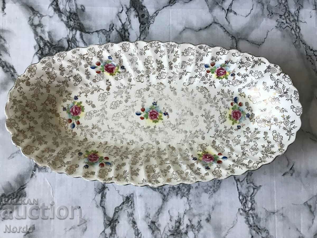 Porcelain plate with markings