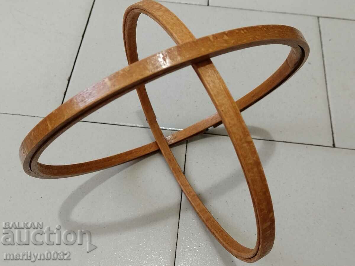 Auction Gargef sewing hoops Auction Gargef sewing hoops