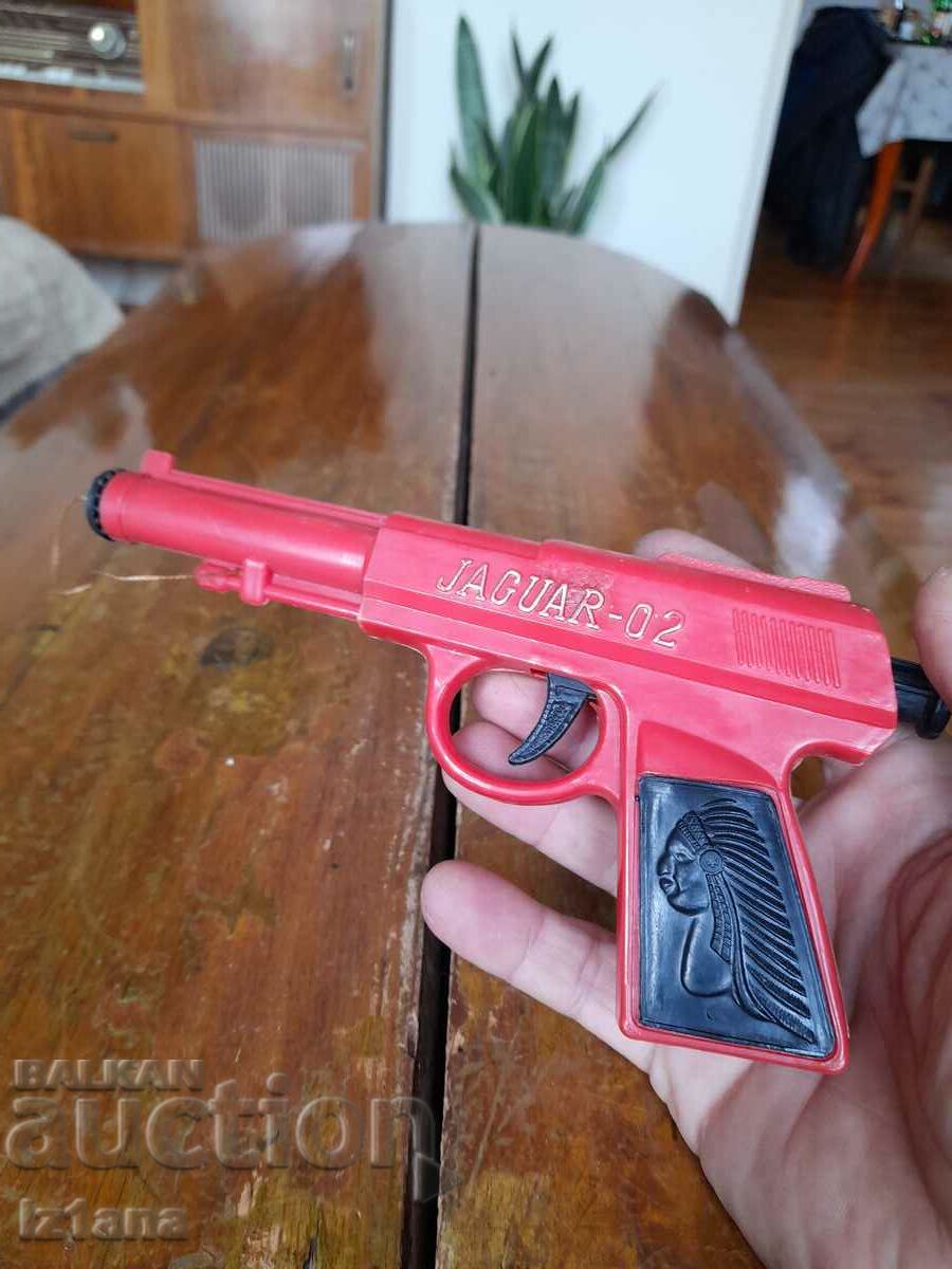 Παράδοση Παλιό όπλο παιχνίδι Jaguar Παράδοση Παλιό όπλο παιχνίδι Jaguar