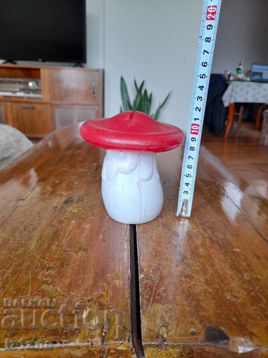 Δημοπρασία Παλιά κουμπαράς, μανιτάρι Δημοπρασία Παλιά κουμπαράς, μανιτάρι