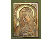 Wood carving Madonna and Child