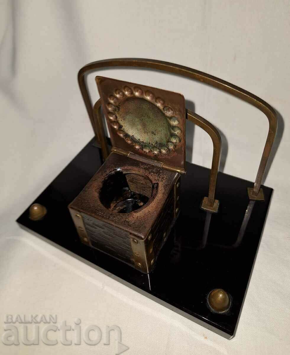 Delivery of Set of old inkwell and blotter-Ges.gesch. Delivery of Set of old inkwell and blotter-Ges.gesch.