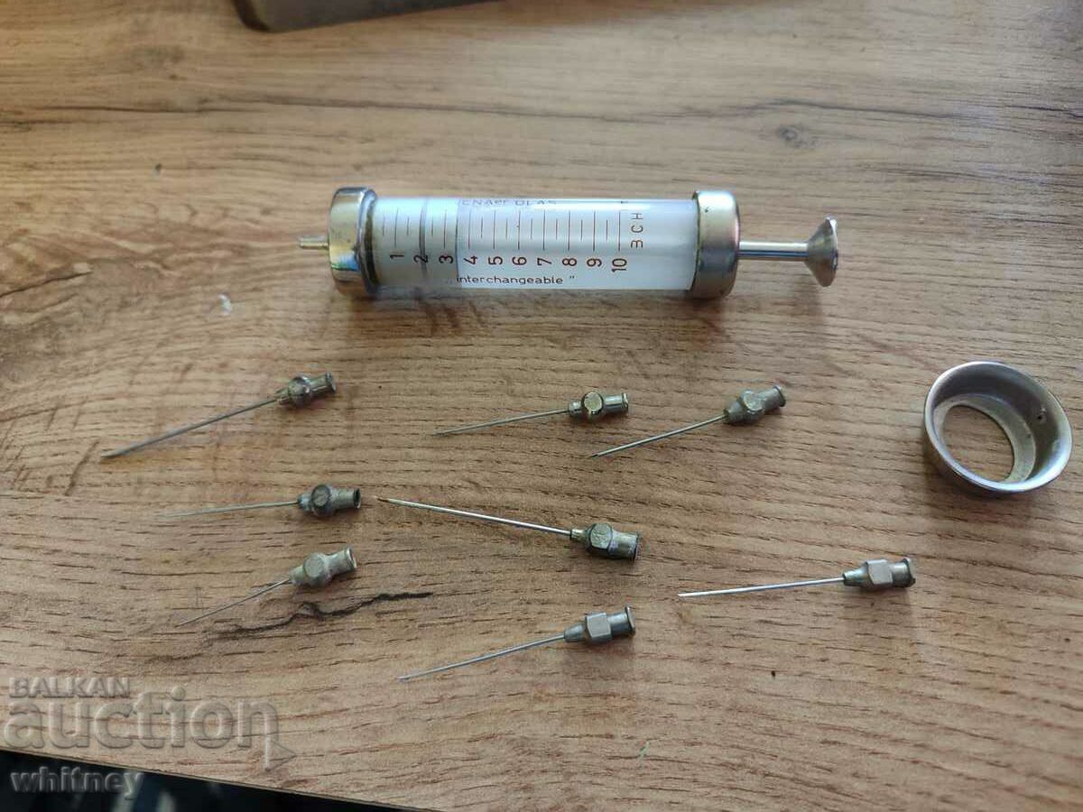 Old Medical Syringe with Box 2 with price 10.99 BGN | € 5.62