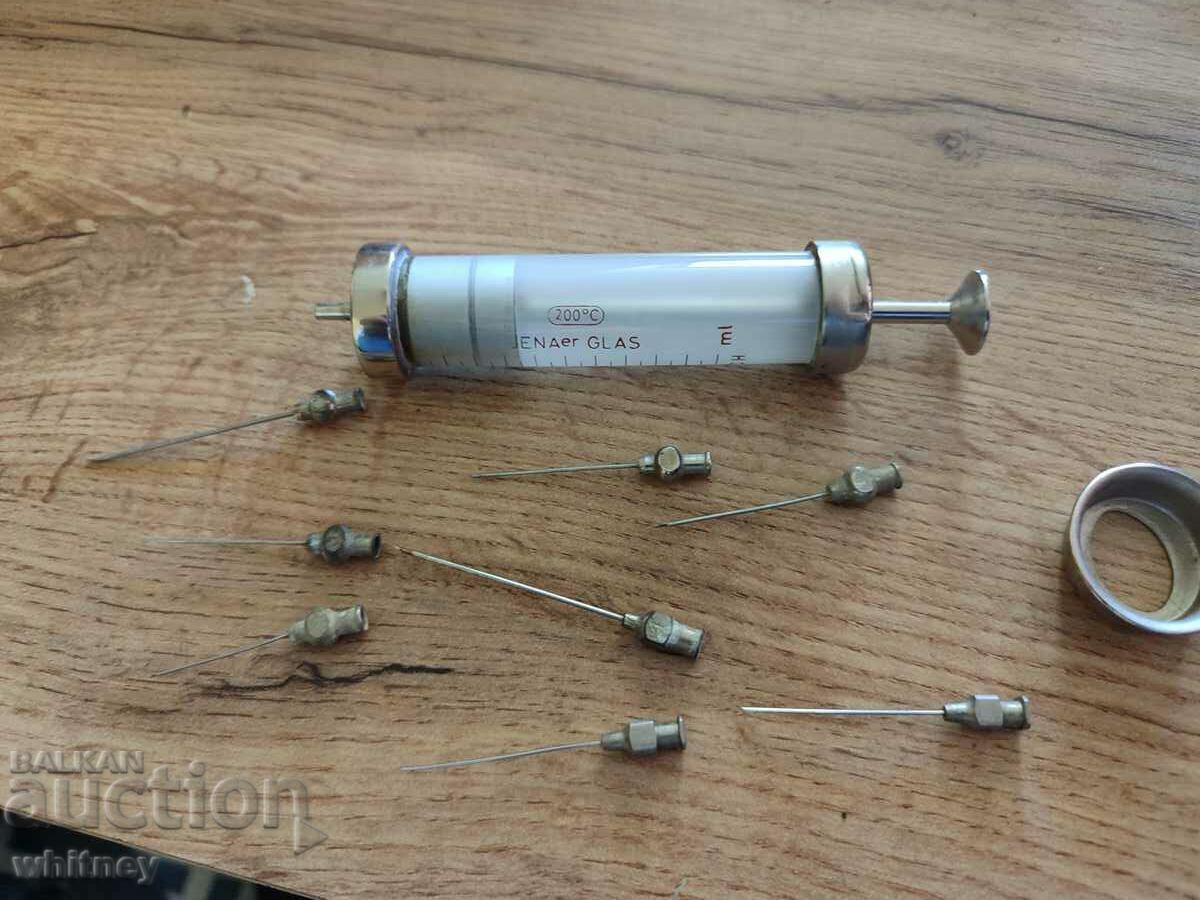 Δημοπρασία Παλιά ιατρική σύριγγα με κουτί 2