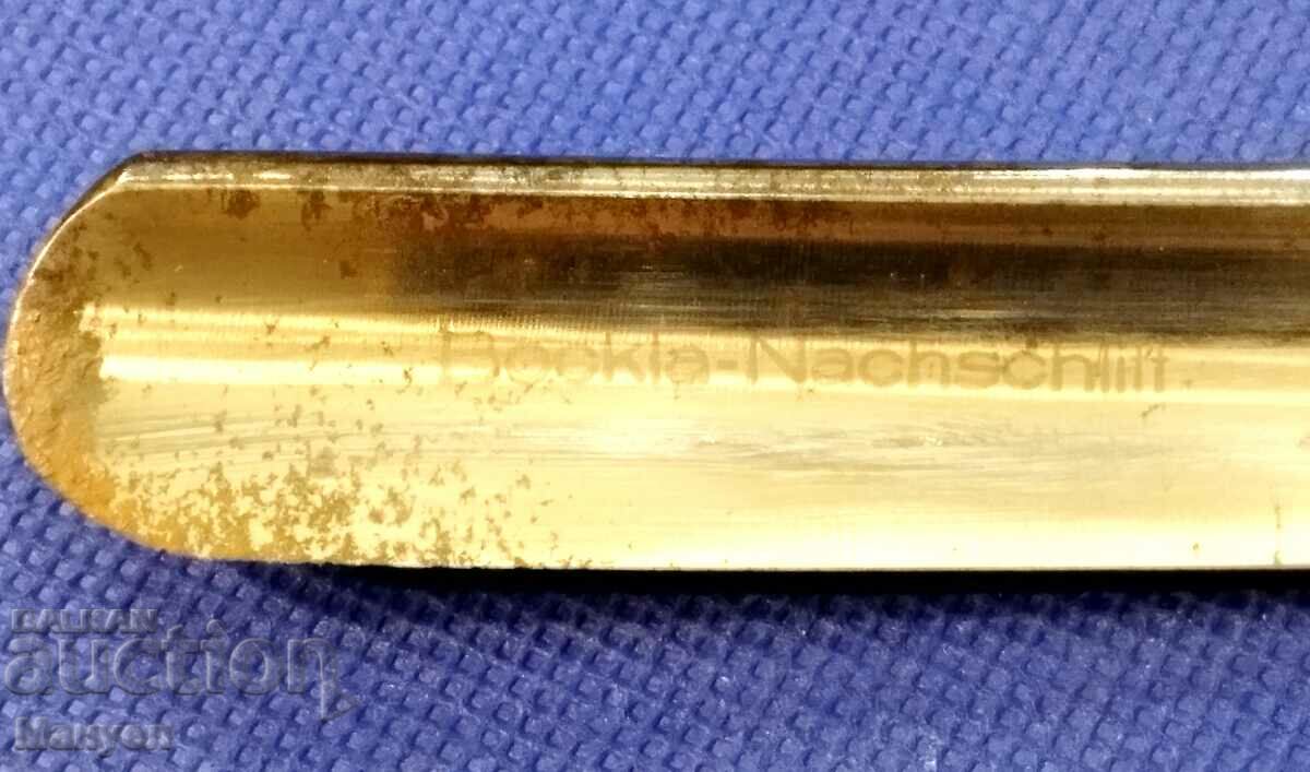 Delivery of Old razor "SOLINGEN". Delivery of Old razor "SOLINGEN".