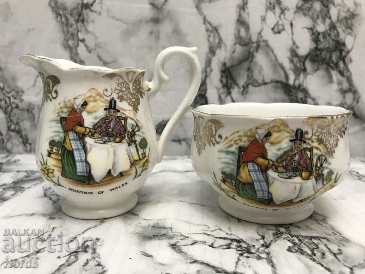 Porcelain jug and sugar bowl