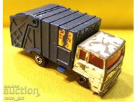 Vechiul model „Matchbox”.