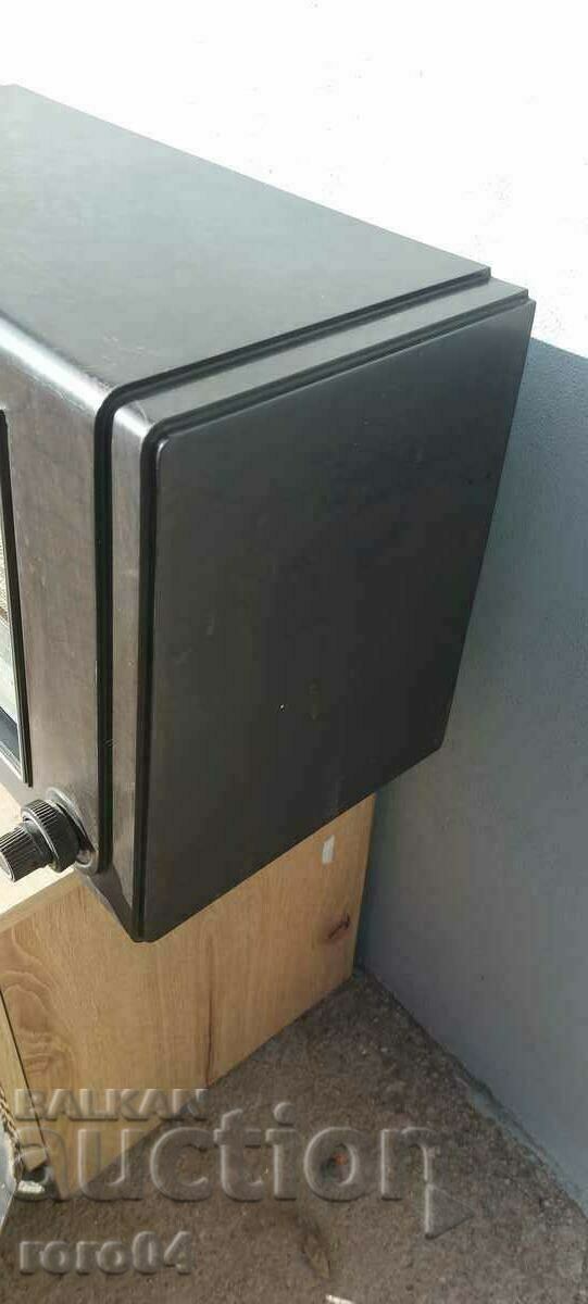 TELEFUNKEN 964 BK - BAKELITE - WW II - 5 TELEFUNKEN 964 BK - BAKELITE - WW II - 5