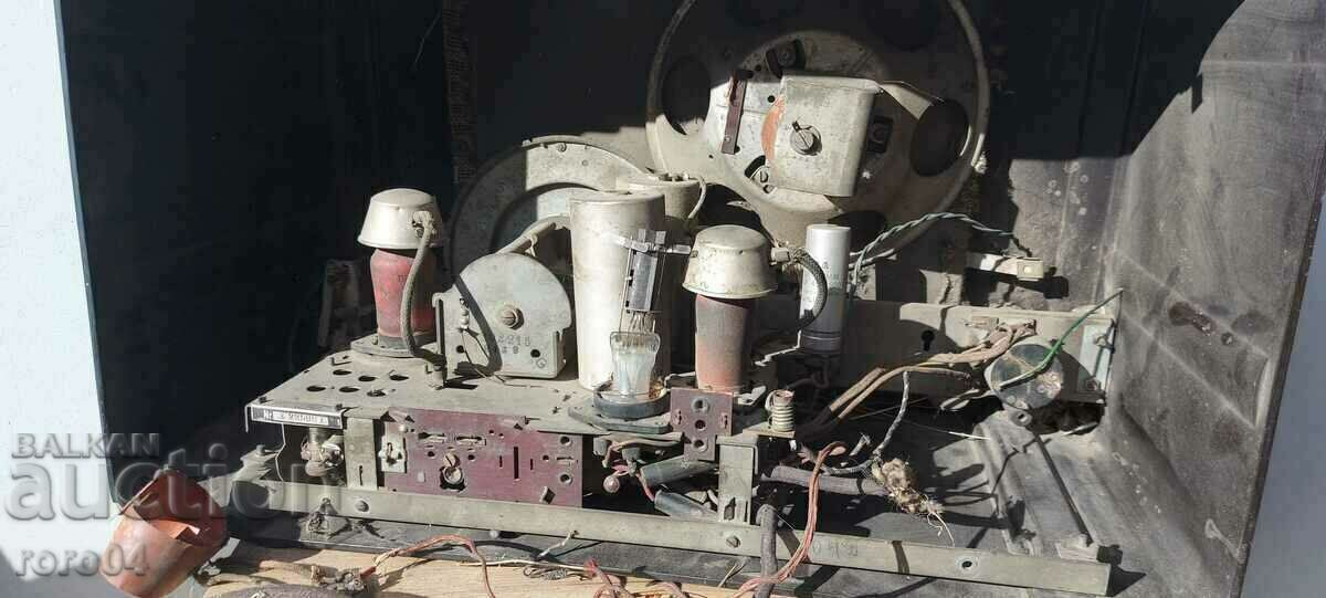 TELEFUNKEN 964 BK - BAKELITE - WW II - 6 TELEFUNKEN 964 BK - BAKELITE - WW II - 6