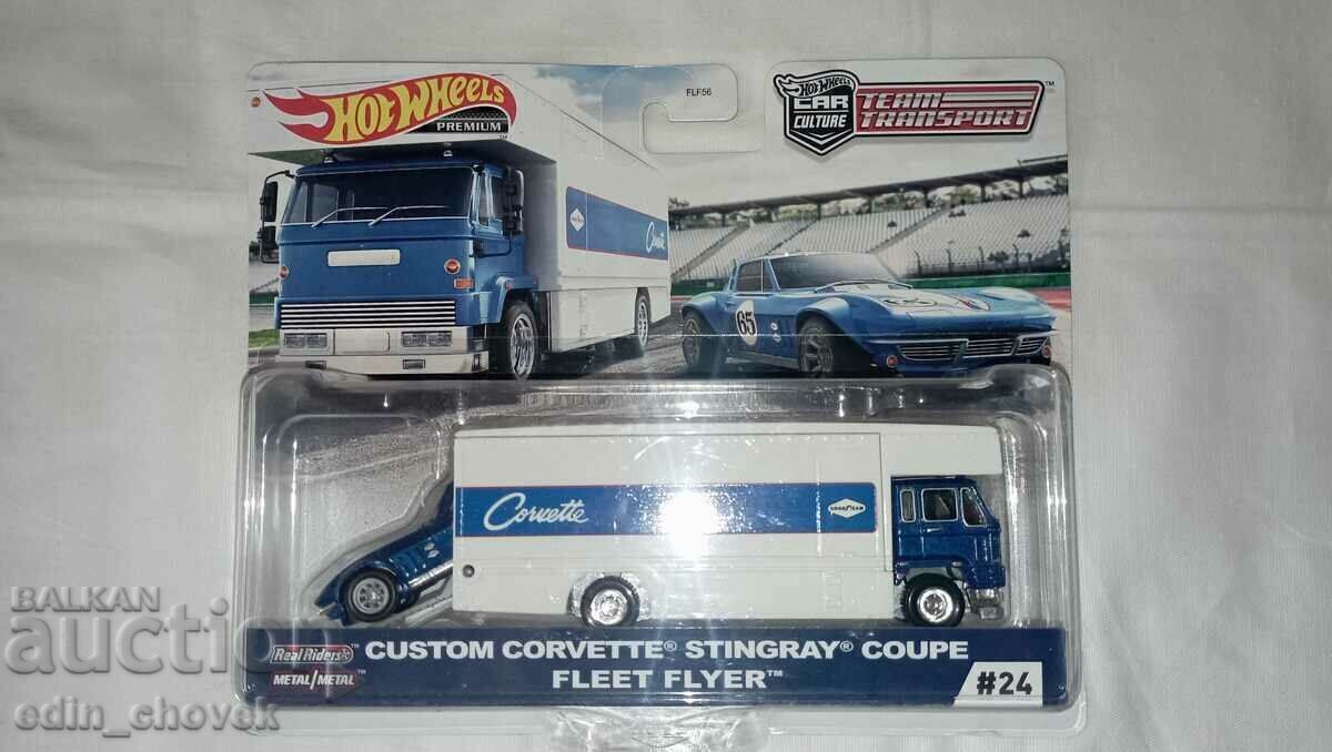 HotWheels Team Transport #24 Corvette Stingray. Nou