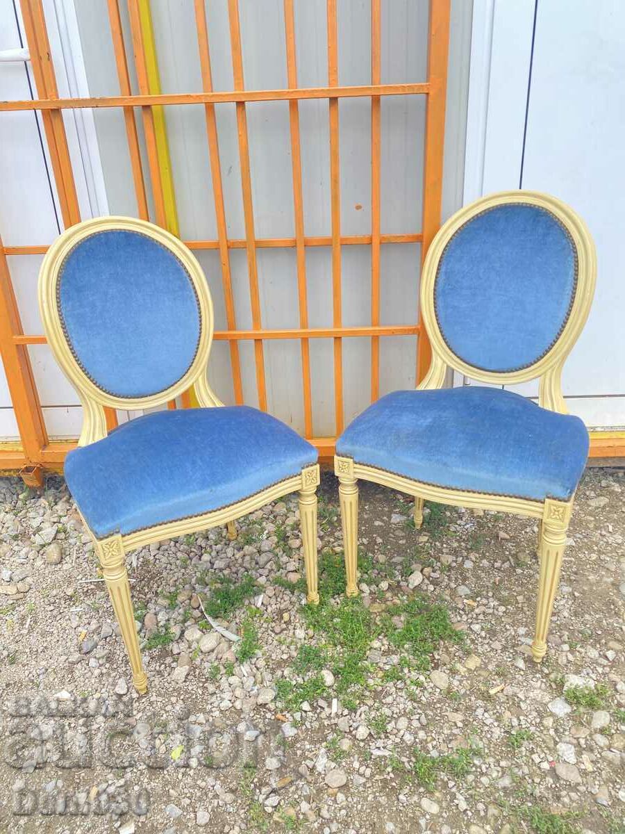 Vintage Louis 16th Century French Chair Set