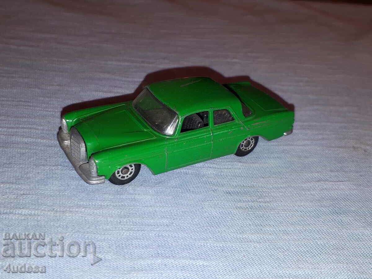 BG Matchbox Mercedes 300 SE Matchbox Bulgaria Mercedes 300SE