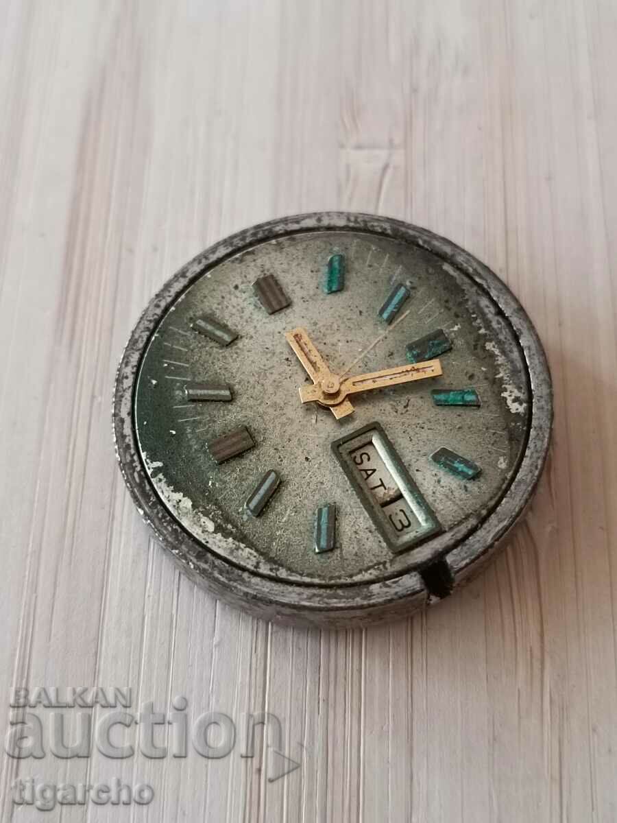 Auction Clockwork Rocket Auction Clockwork Rocket