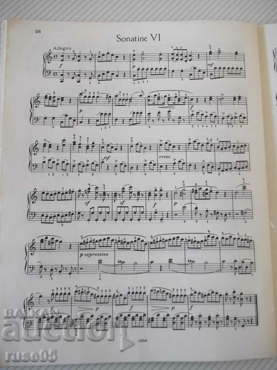 Sheet music for piano "MOZART - SECH SONATINEN - Nr. 4615" - 34 pages. - 5 Sheet music for piano "MOZART - SECH SONATINEN - Nr. 4615" - 34 pages. - 5