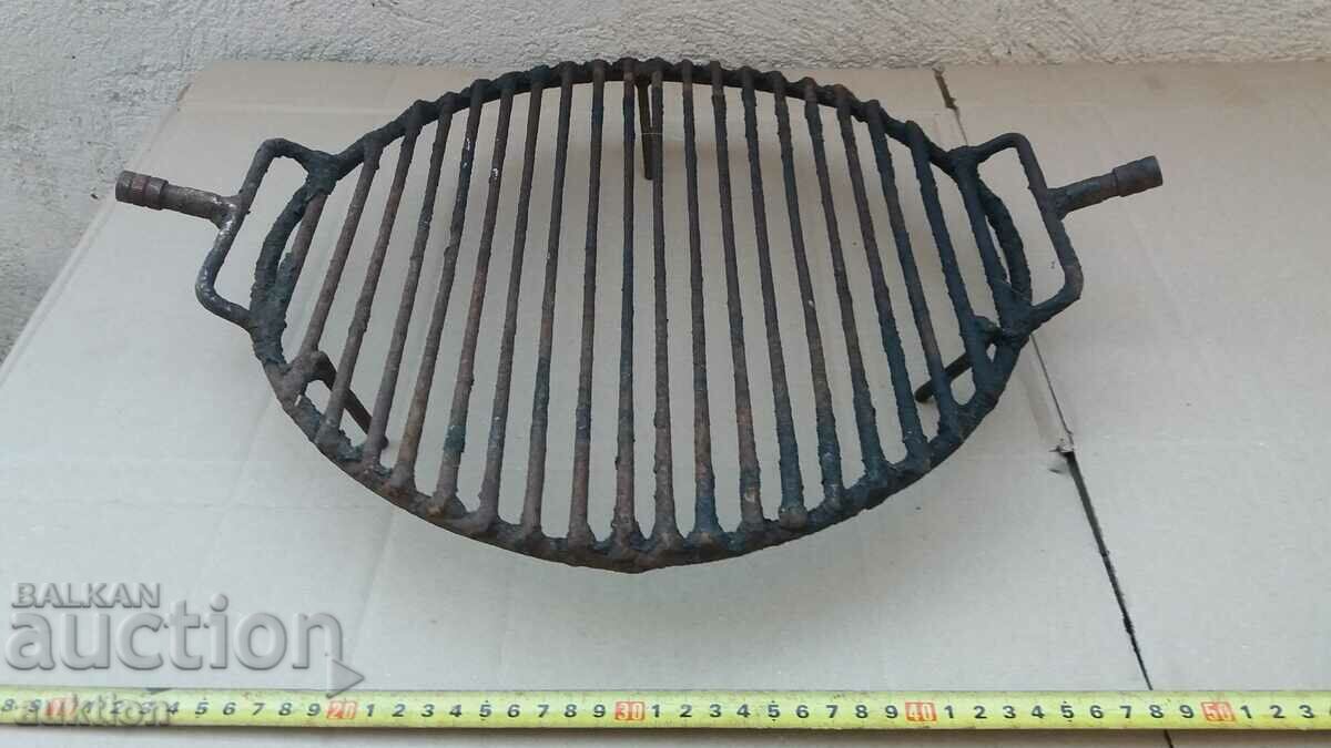 MASSIVE METAL GRILL, BARBECUE with price 9.99 BGN | € 5.11 MASSIVE METAL GRILL, BARBECUE with price 9.99 BGN | € 5.11
