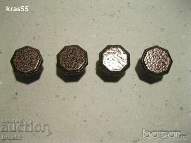 Μπάλες επίπλων Μπάλες επίπλων