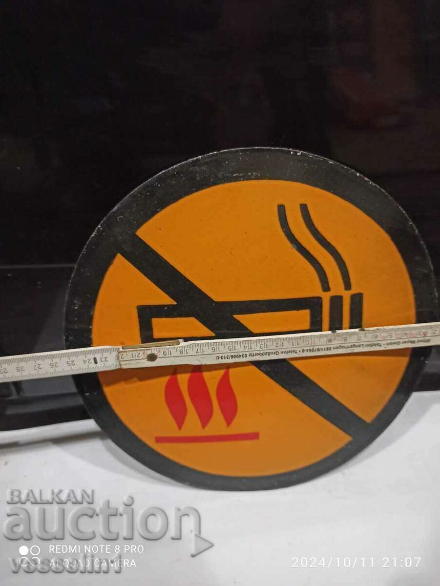 Enamel plate old with price 18.00 BGN | € 9.20