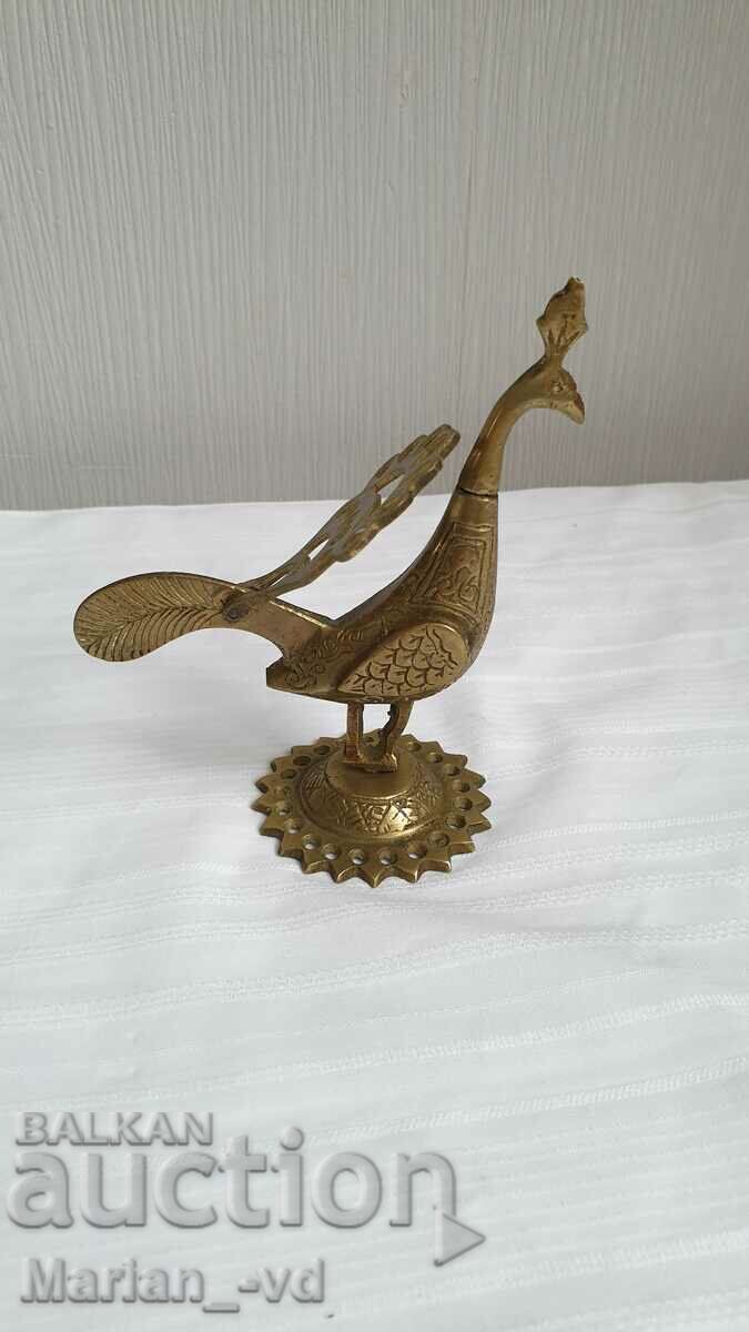 Delivery of Old peacock figurine, brass eyeliner flask