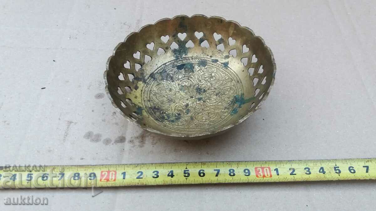 Delivery of SOLID BRONZE ORIENTAL BOWL, BOWL TRAY Delivery of SOLID BRONZE ORIENTAL BOWL, BOWL TRAY