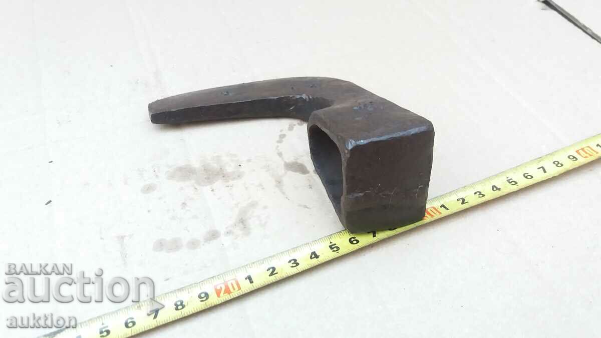 MASSIVE AX WITH MARKING - 5 MASSIVE AX WITH MARKING - 5