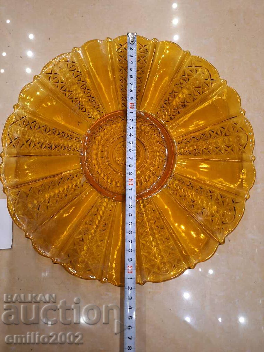 Glass fruit bowl retro soc 22 with price 9.00 BGN | € 4.60 Glass fruit bowl retro soc 22 with price 9.00 BGN | € 4.60