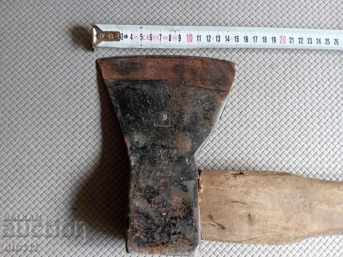 TOOR VECHI MARE RUS cu preț € 35.00 | 68.45 BGN