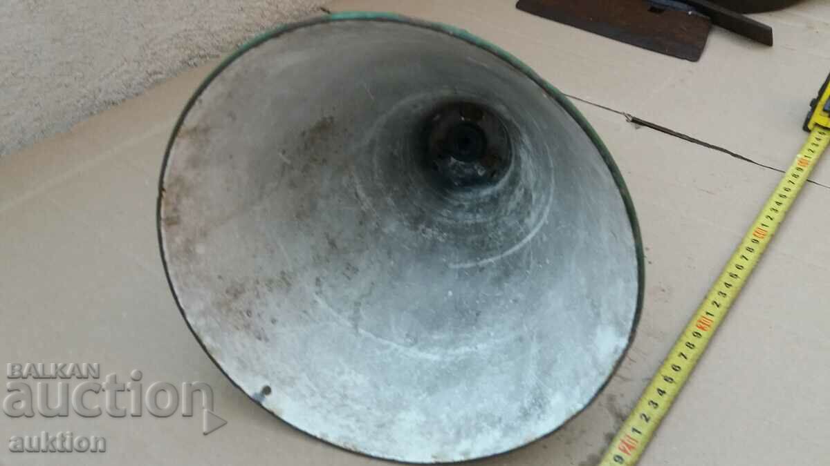 Delivery of MASSIVE ENAMEL SOC. LAMP Delivery of MASSIVE ENAMEL SOC. LAMP