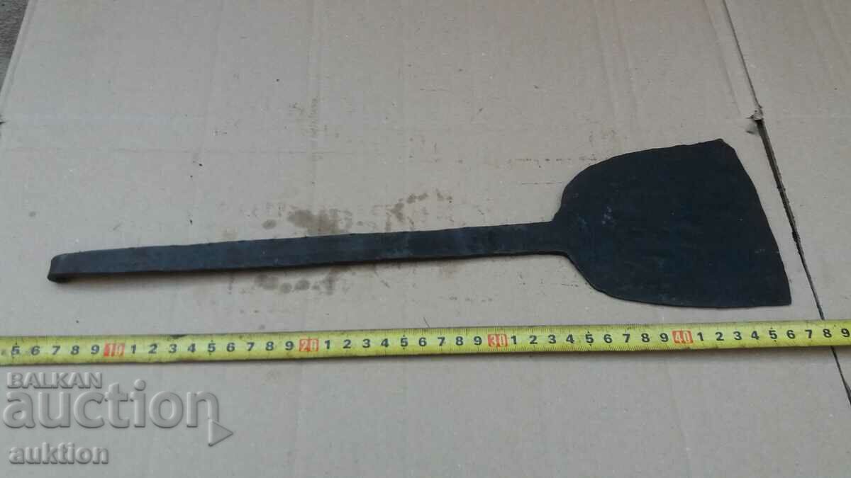 SCRATCH - REVIVAL WROUGHT IRON - 5 SCRATCH - REVIVAL WROUGHT IRON - 5