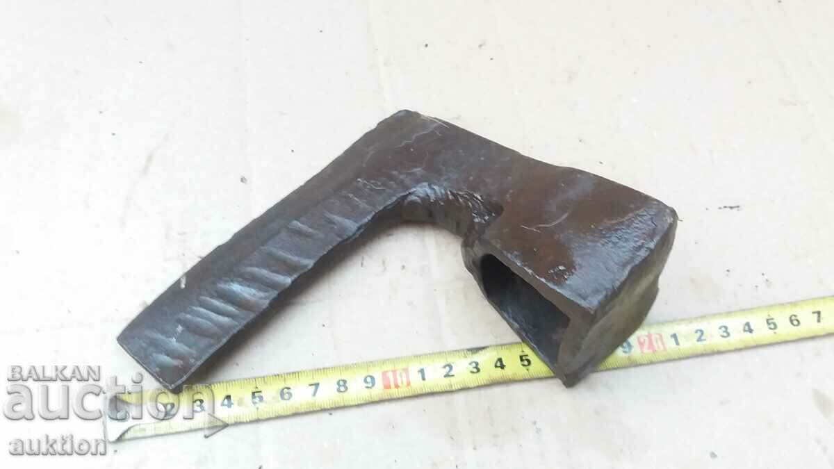 OLD MASSIVE AX - 5 OLD MASSIVE AX - 5