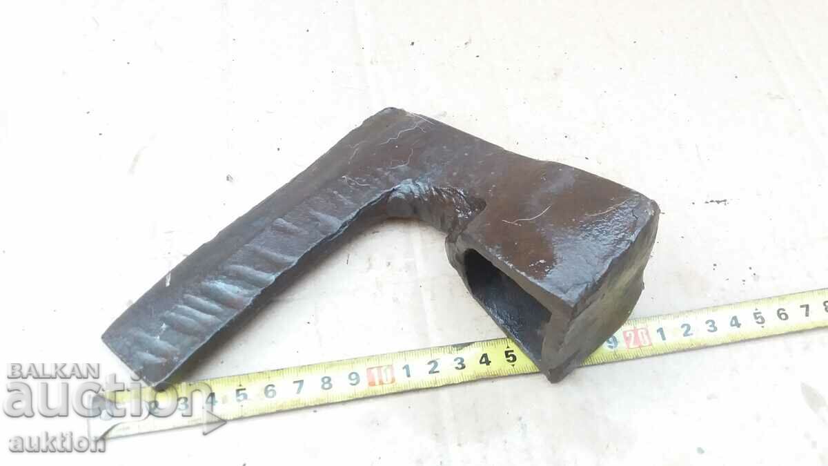 OLD MASSIVE AX - 6 OLD MASSIVE AX - 6